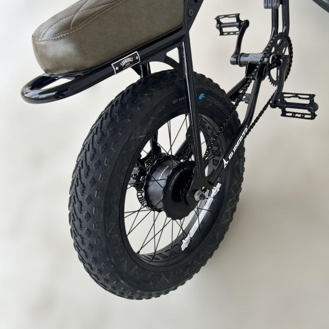 電動アシスト自転車 ファットタイヤ ブラック・オリー　ジャンク品