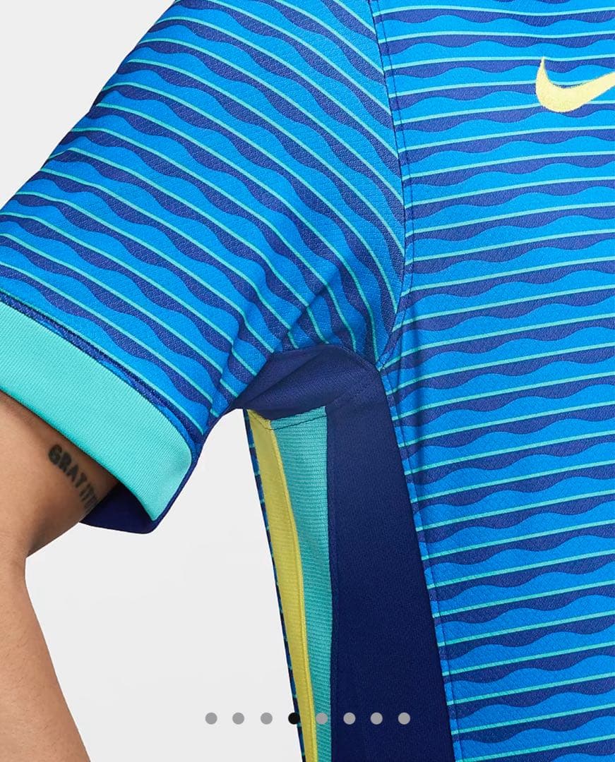 ⭐️新品未使用 正規品NIKE⭐️ブラジル代表 アウェイ レプリカユニフォーム XL