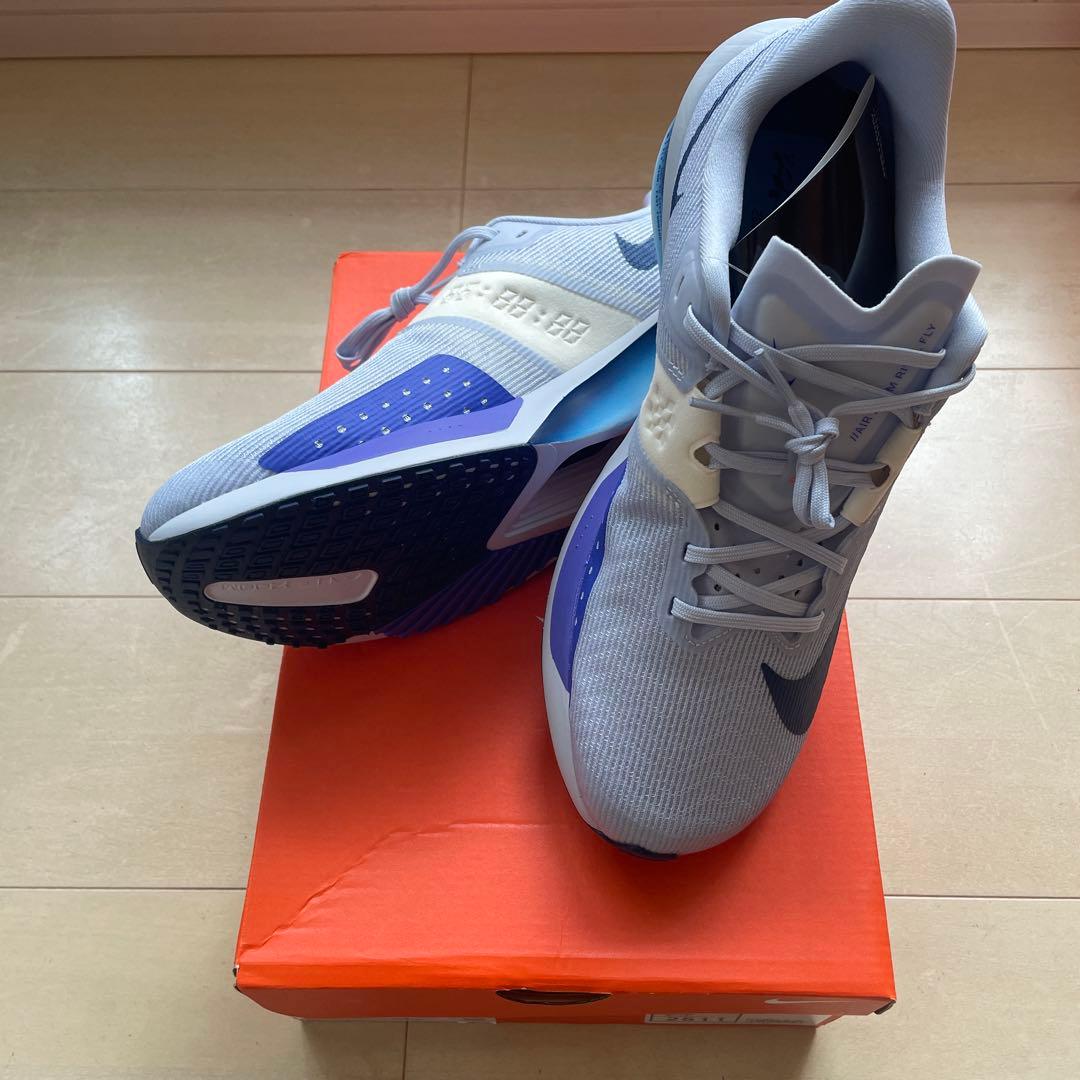 【期間限定】　NIKE AIR ZOOM RIVAL FLY 4
