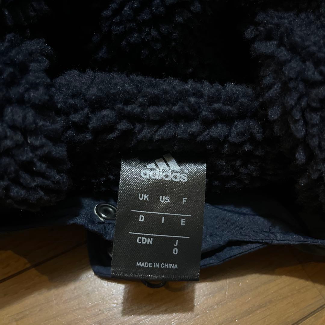 新品　アディダス　climaproof ベンチコート ゴールド　Ｏ　サッカー