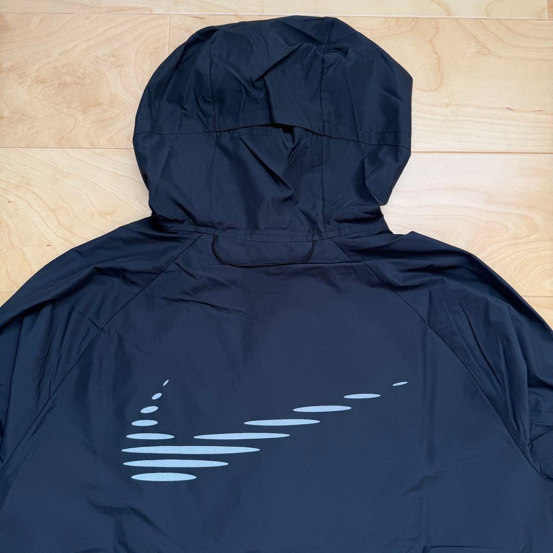 NIKEナイキ　ランニングジャケット　ウィンドブレーカー　黒　ブラック　L 新品