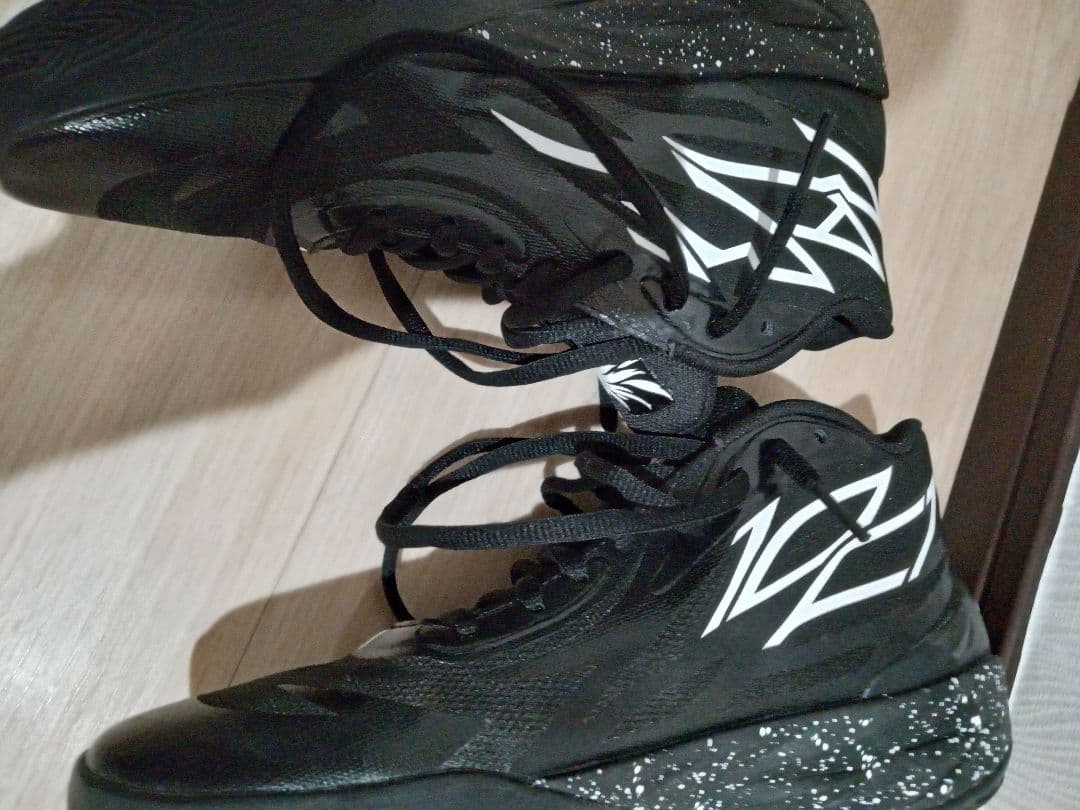 PUMA MB.02 OREO ラメロ　バスケットボールシューズ　サイズ　27
