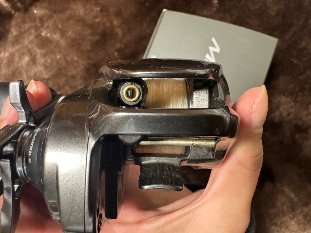 SHIMANO シマノ 20メタニウム ベイトリール シルバー 右ハンドル