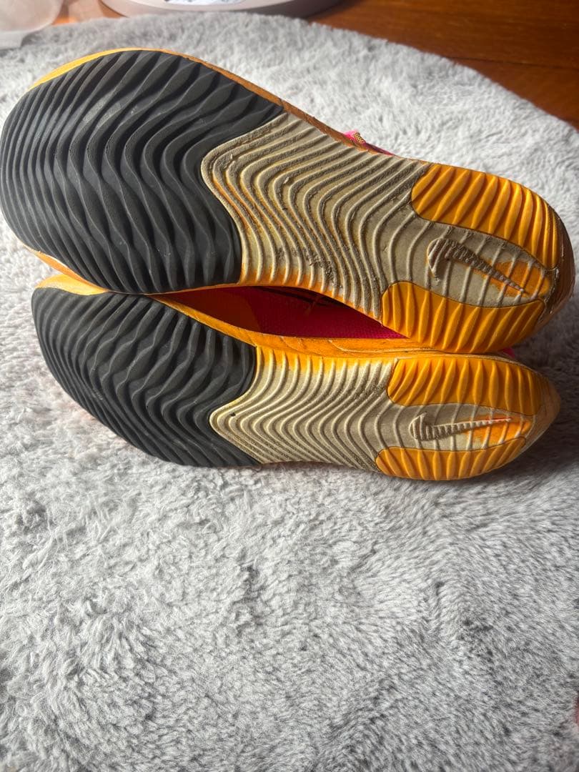 Nike ストリークフライ　ハイパーピンク
