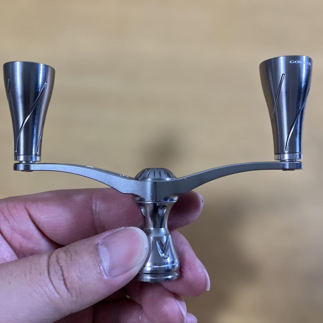 美品　ダイワ用　ゴメクサス　チタン　ダブルハンドル　スタンド　セット