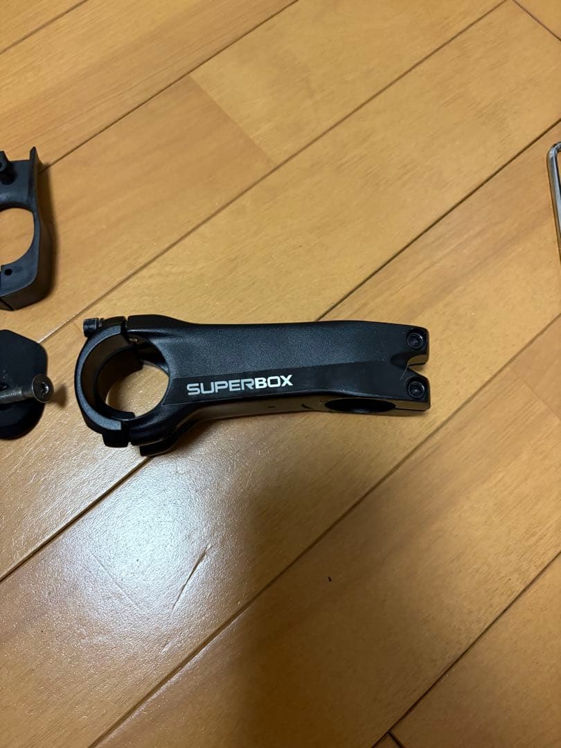 SUPERBOX ステム90mm ブラック 付属品あり
