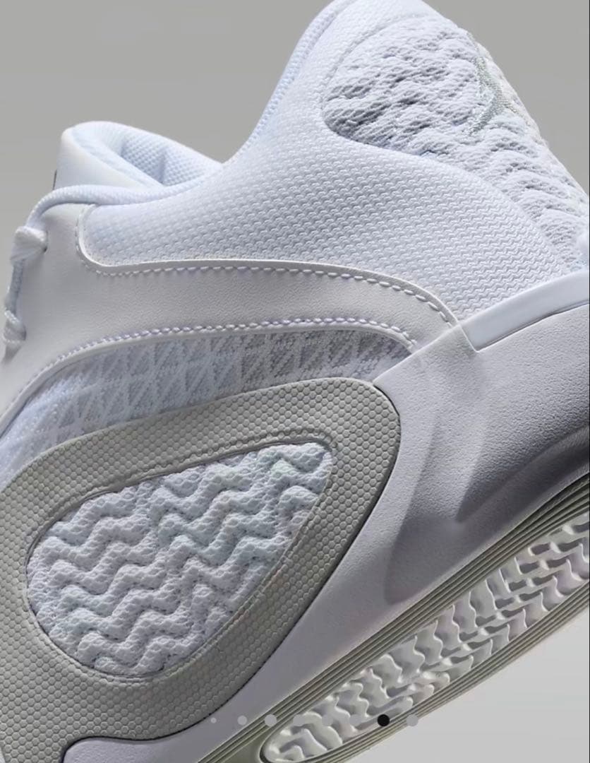 【バッシュ】NIKEテイタム2PF【27.5cm】