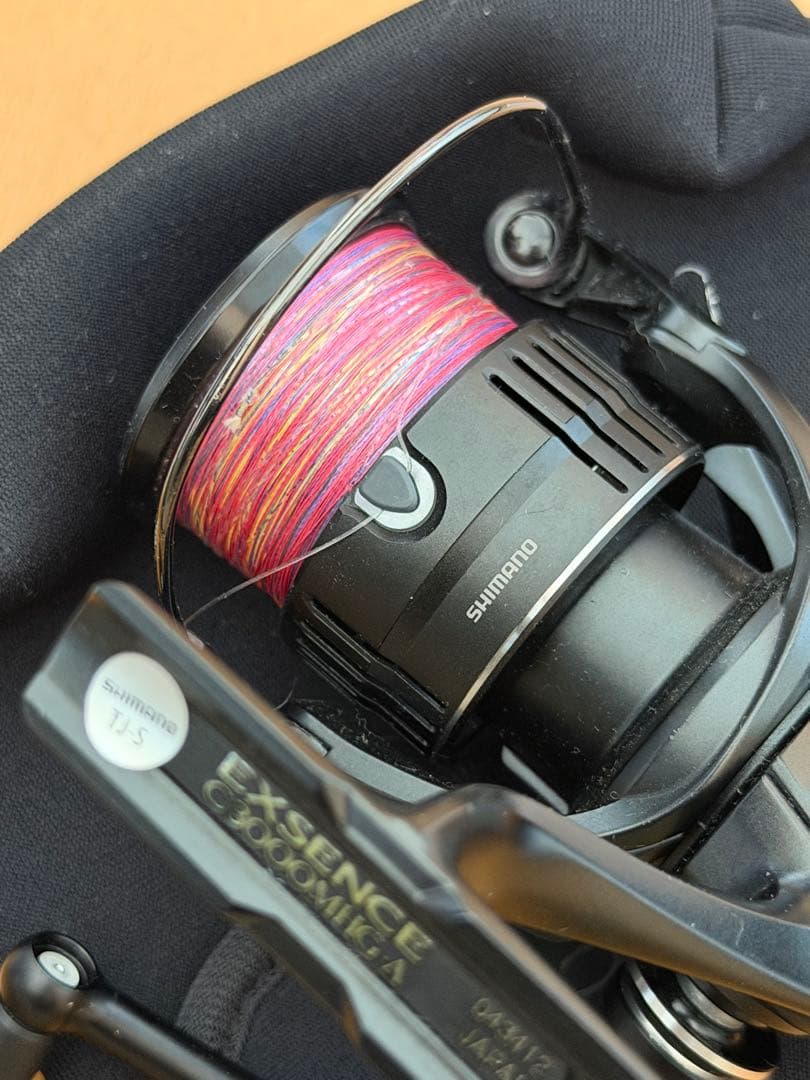 SHIMANO EXSENCE C3000MHG スピニングリール