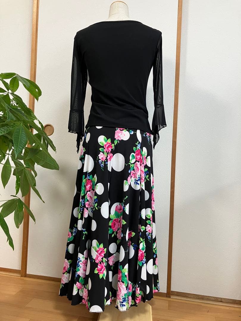 社交ダンストップス　社交ダンススカート レッスンウェア美品M 社交ダンス練習着