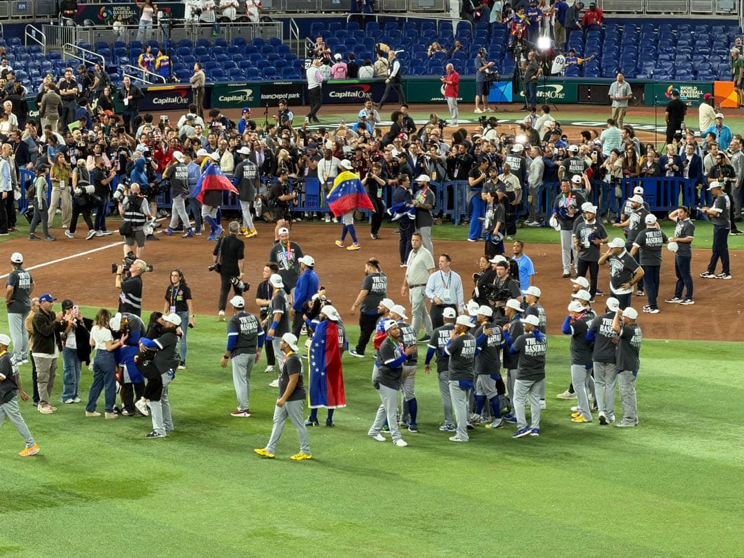 2026 WBC 決勝戦 球場配布品 マフラータオル