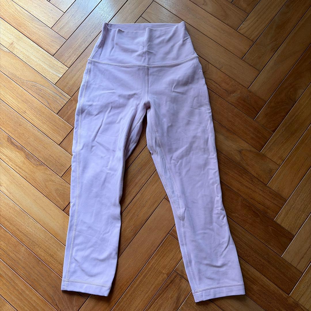 Lululemon ヨガウェア タンクトップとレギンスセット
