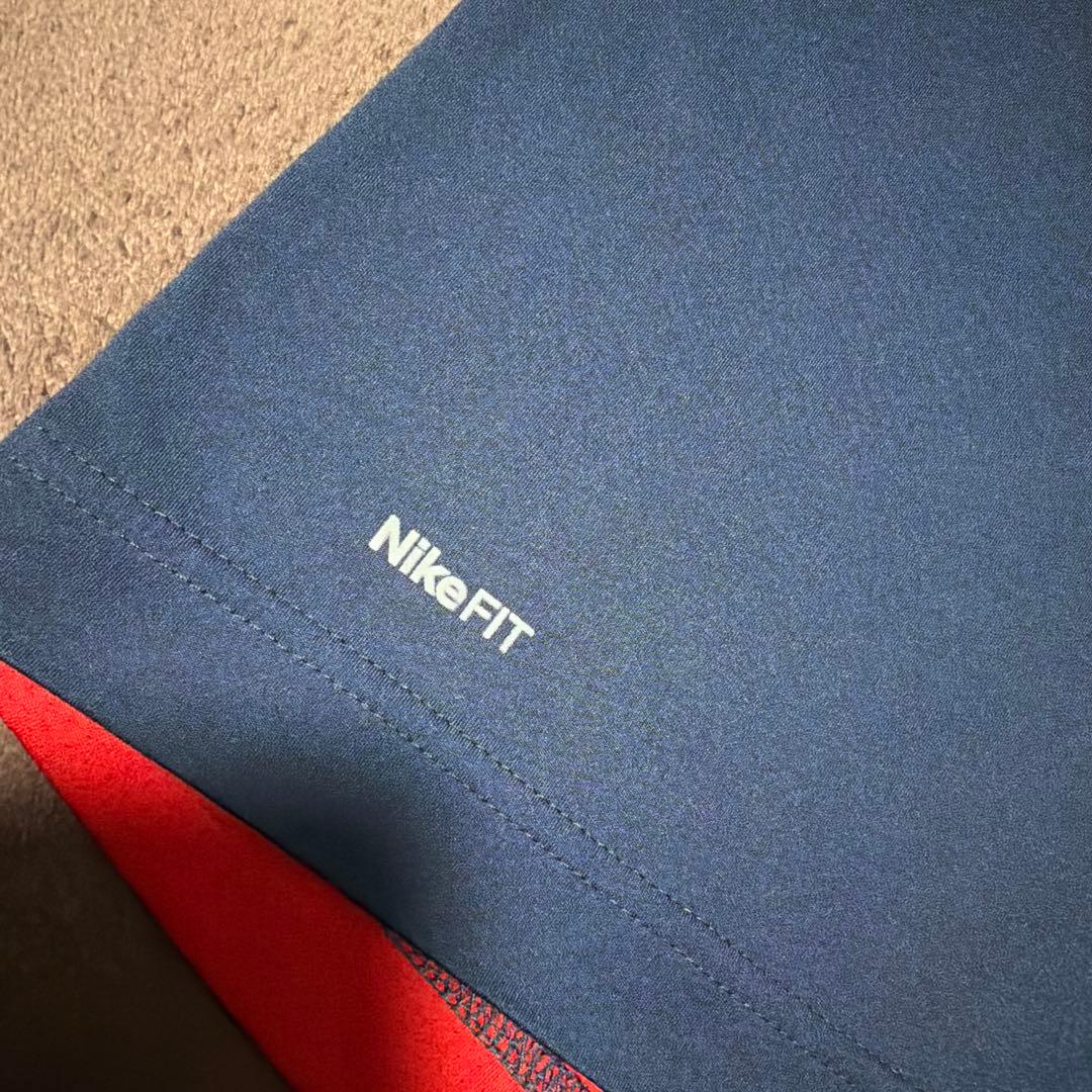 バルセロナ NIKE ナイキ ノースリーブ シャツ タンクトップ ネイビー M