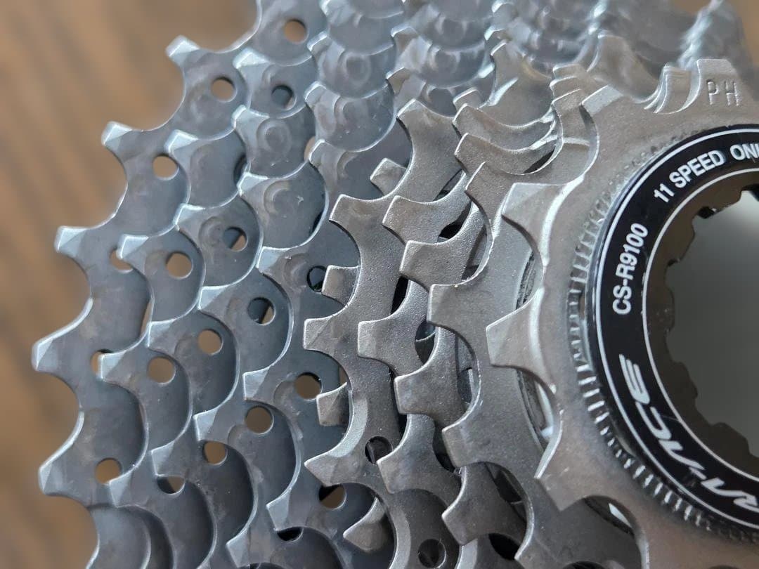 シマノ Dura-Ace 11Sスプロケット CS-R9100 12-28T