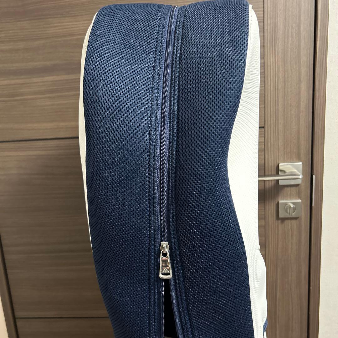 アディダス キャディバッグ 軽量2.9kg AWU38