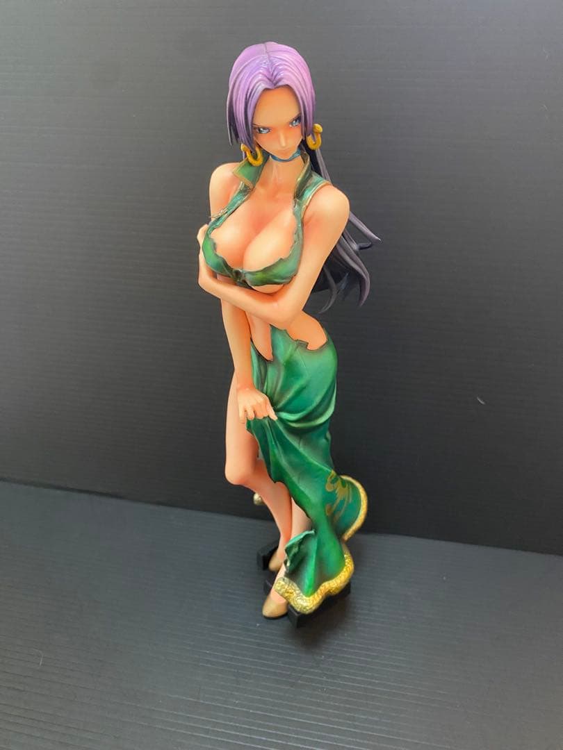 ボア・ハンコック リペイントフィギュア ONE PIECE ワンピース