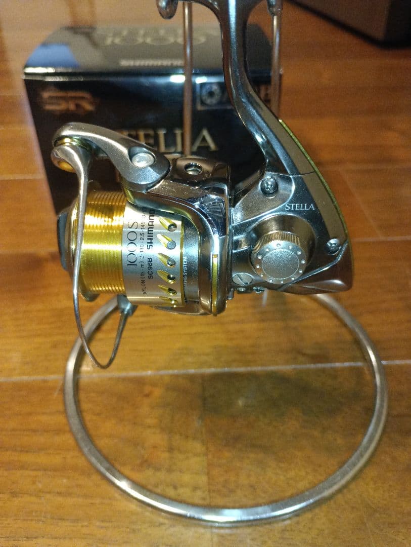 美品　シマノ04ステラ　1000
