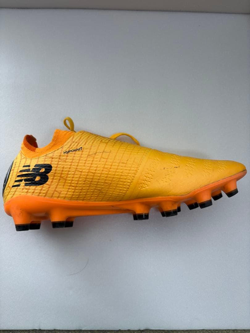 New Balance Furon サッカーシューズ オレンジ