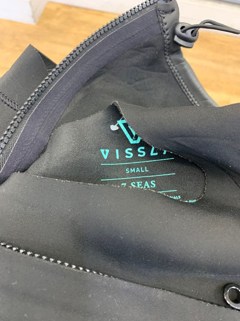 ヴィスラ ウェットスーツ シーガル Vissla 7 SEAS 2-2 Sサイズ