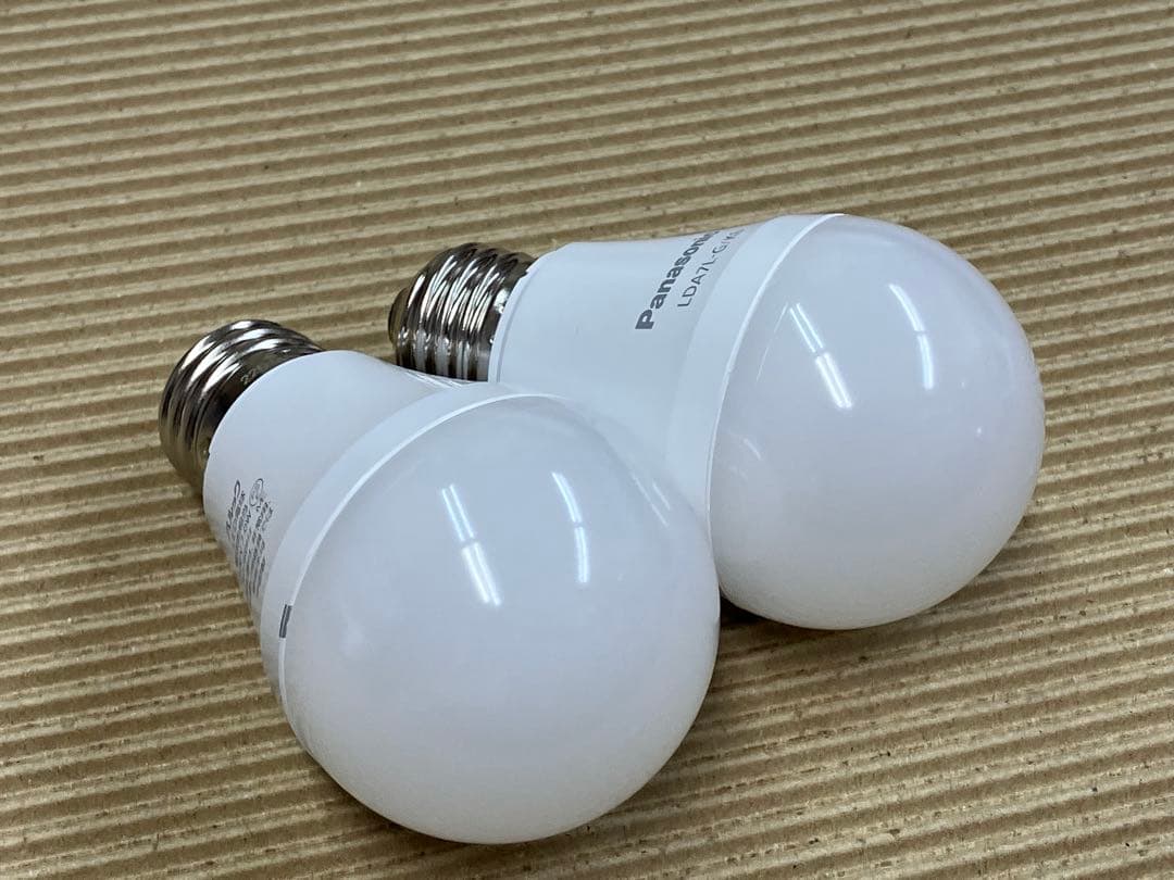 6個 Panasonic LED電球 E26 7.0W 電球色 LDA7LGK6