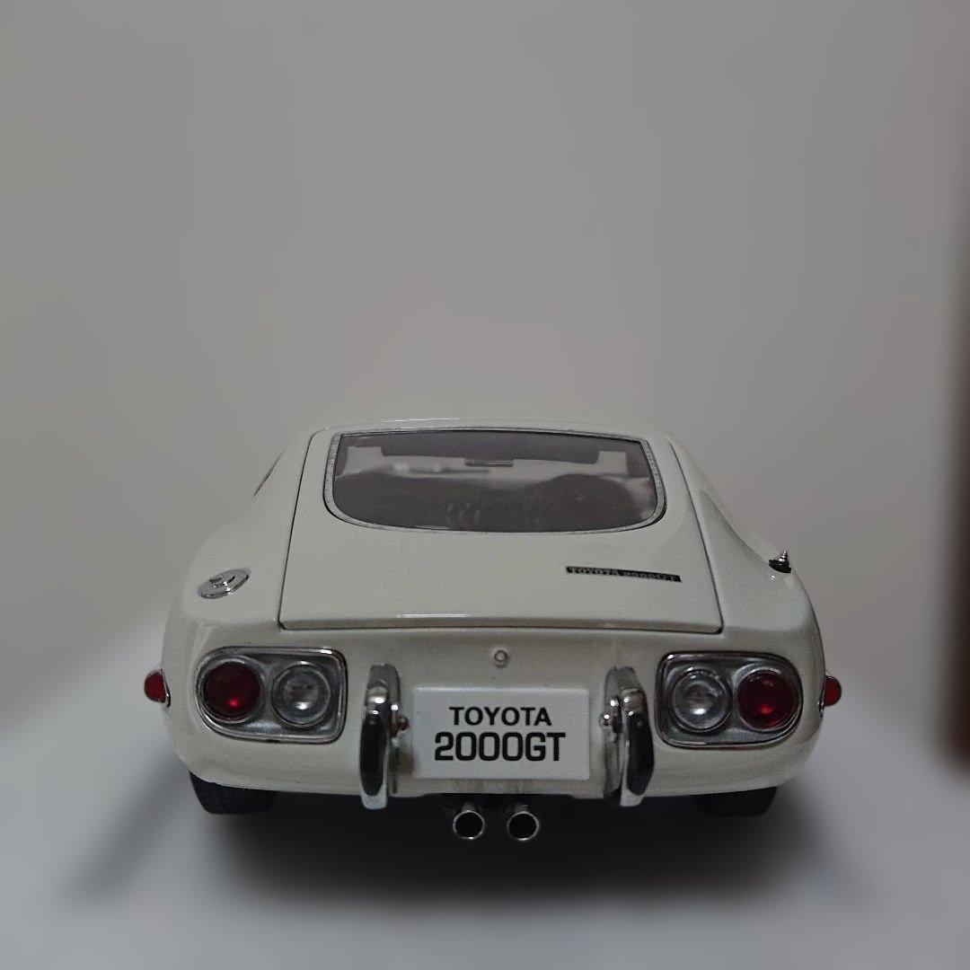 1/18 オートアート トヨタ 2000 GT COUPE
