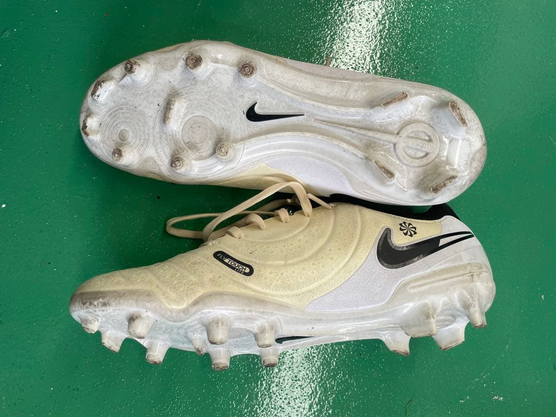 Nike ナイキティエンポ10 アカデミーHG 美中古