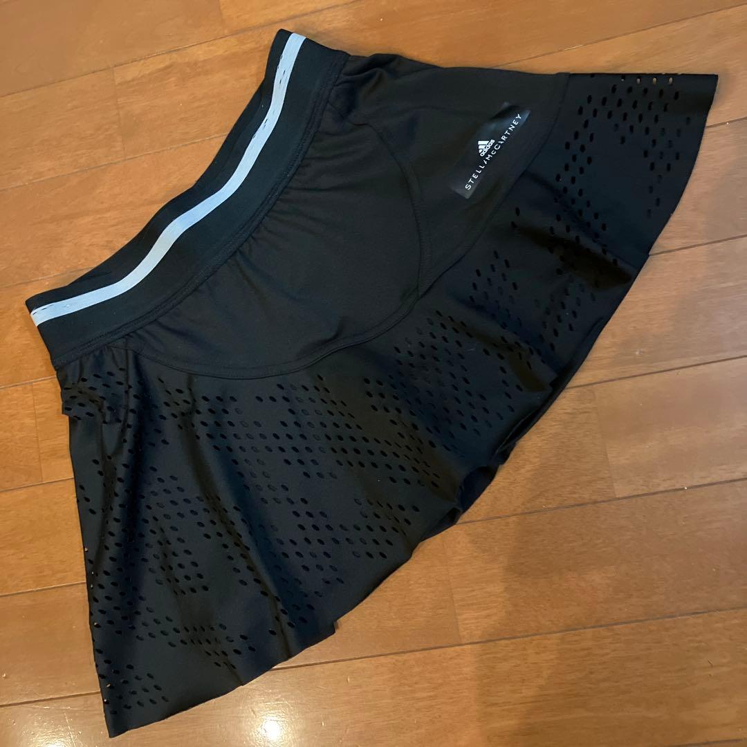 【再値下げ】adidasbyステラマッカートニー　バリケード　スコート　ブラック