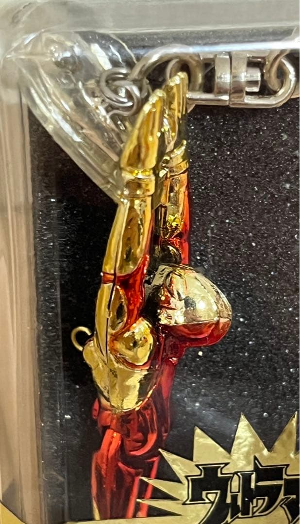 【非売品ゴールドメッキ】ウルトラマンプラグ