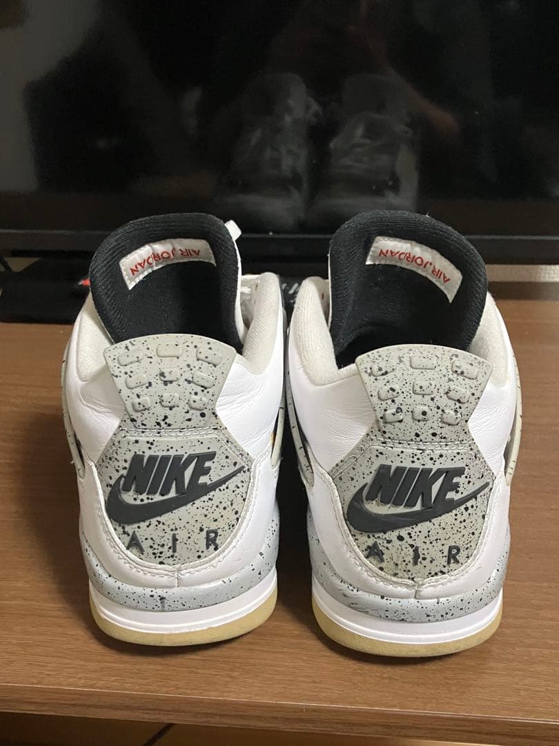 Air Jordan 4 セメント　28cm
