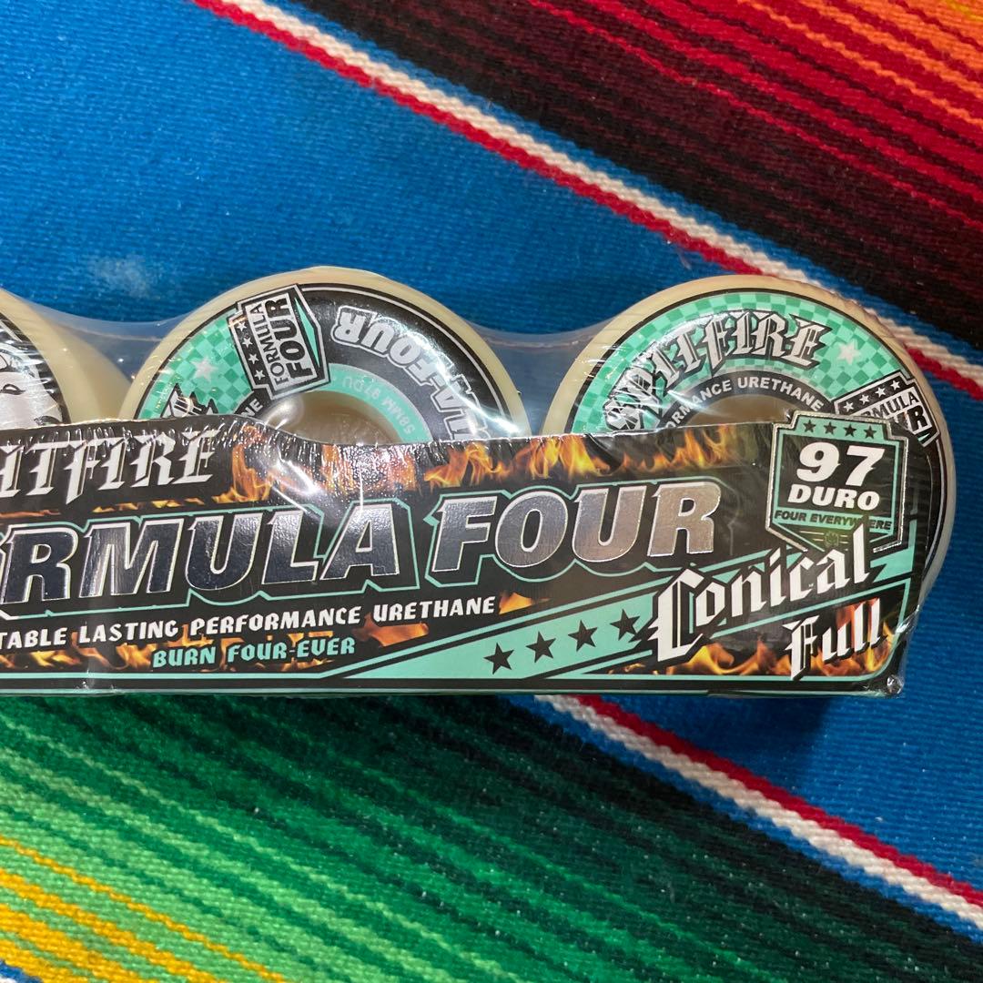 Spitfire Formula Four 58mm97Duroスケボーウィール