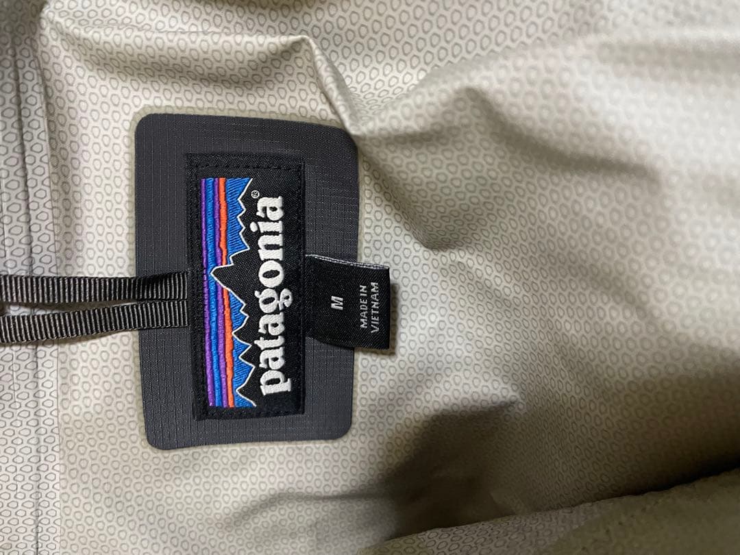 patagonia ミニマリスト・ウェーディング・ジャケット