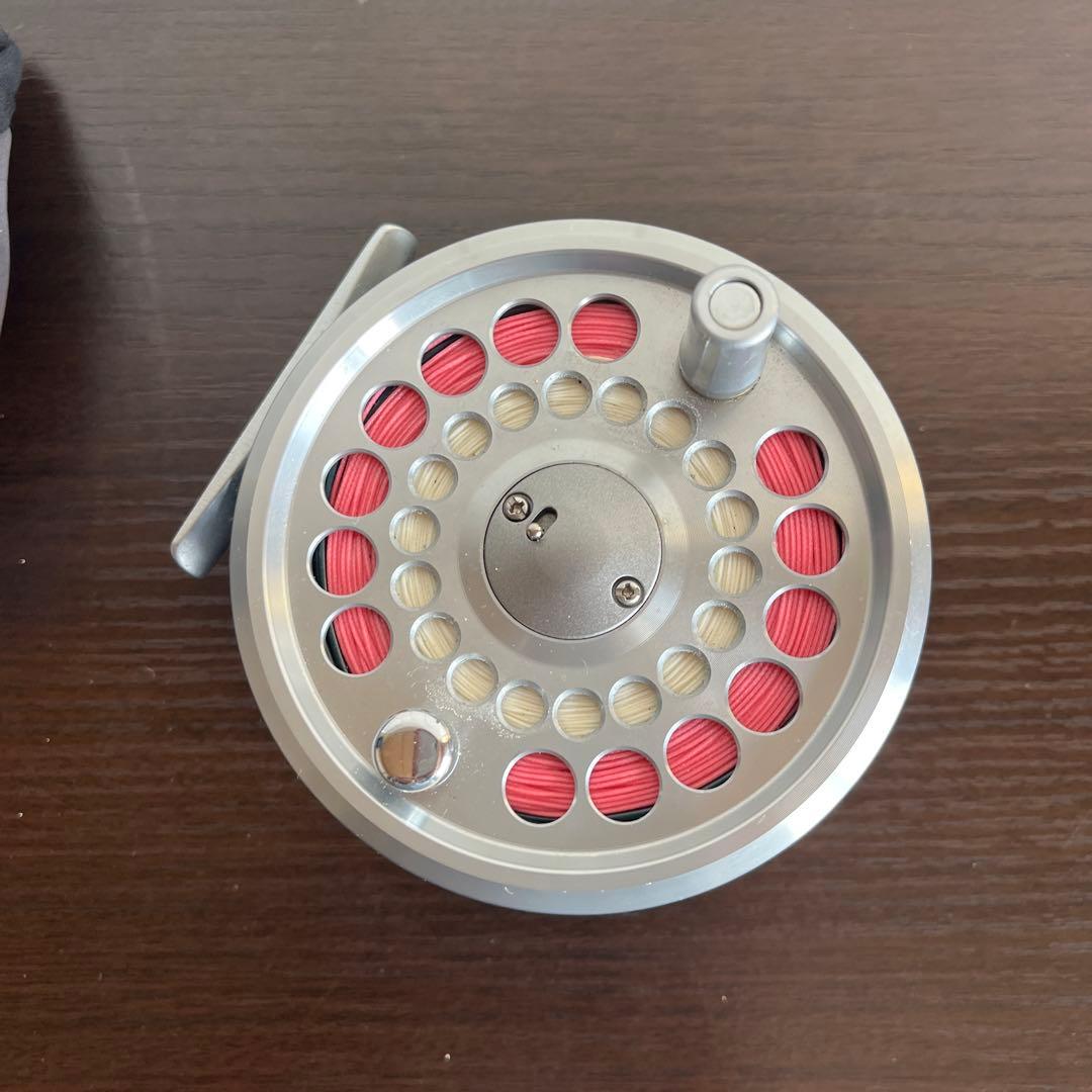 SHIMANO FREESTONE FV 7 フィッシングリール　美品