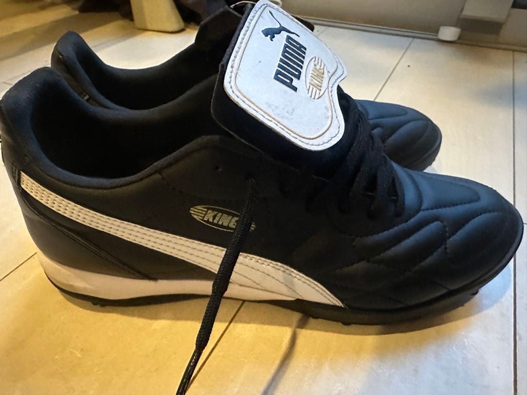 す*ん様 PUMA KING ブラック サッカーシューズ