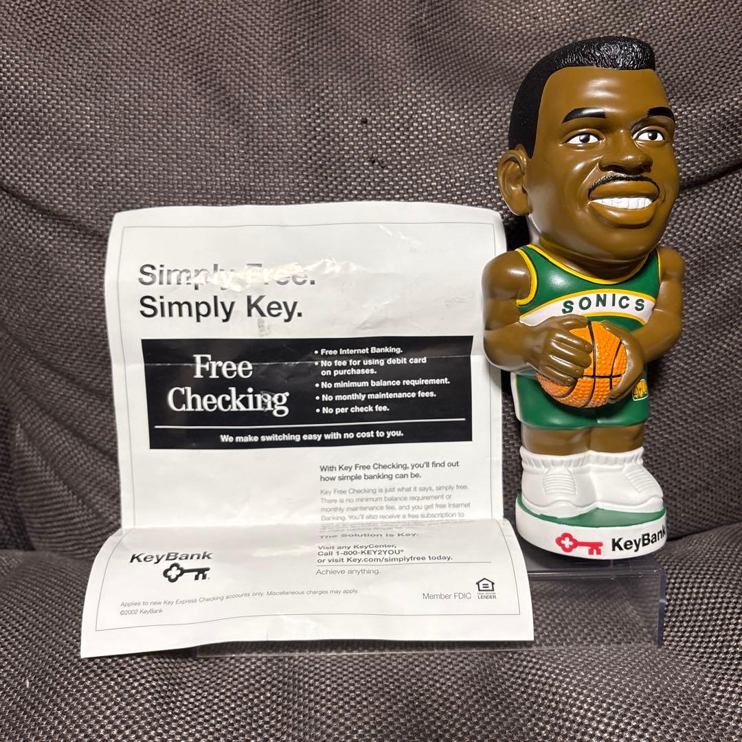 【新品未使用】NBA シアトル・スーパーソニックス　ネイト・マクミラン　貯金箱
