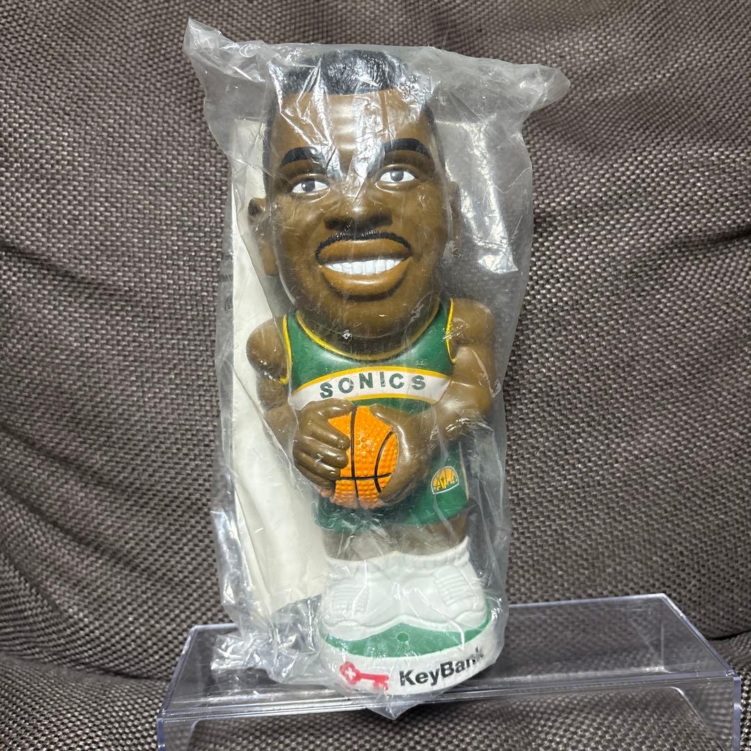 【新品未使用】NBA シアトル・スーパーソニックス　ネイト・マクミラン　貯金箱