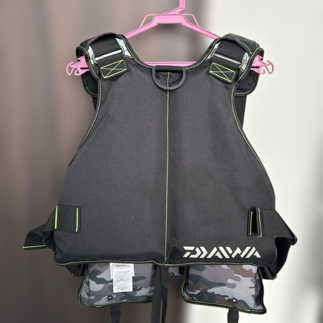 本日だけのお値引き中！ Daiwa フィッシングベスト フローティングジャケット