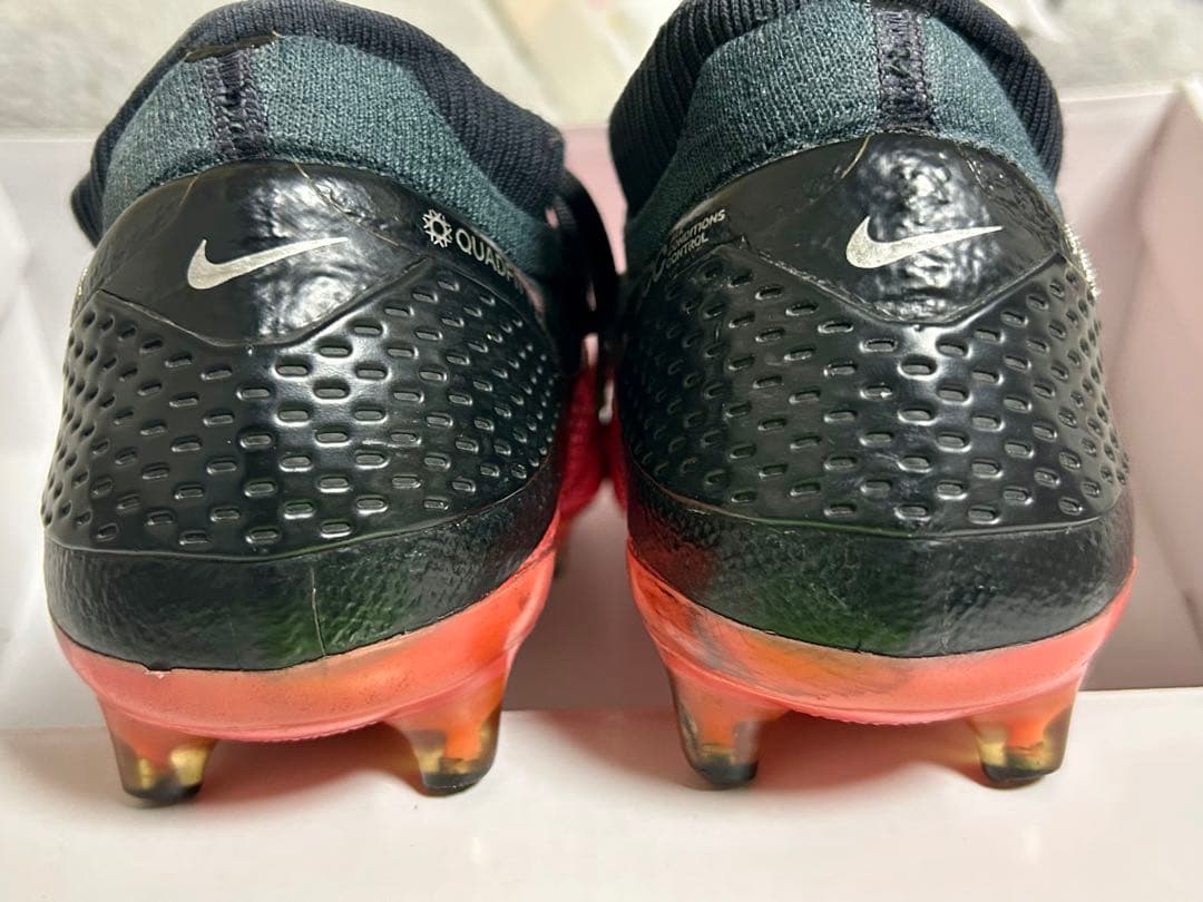 【美品】 NIKE ファントム ビジョン 2 トップモデル AG 26.5cm