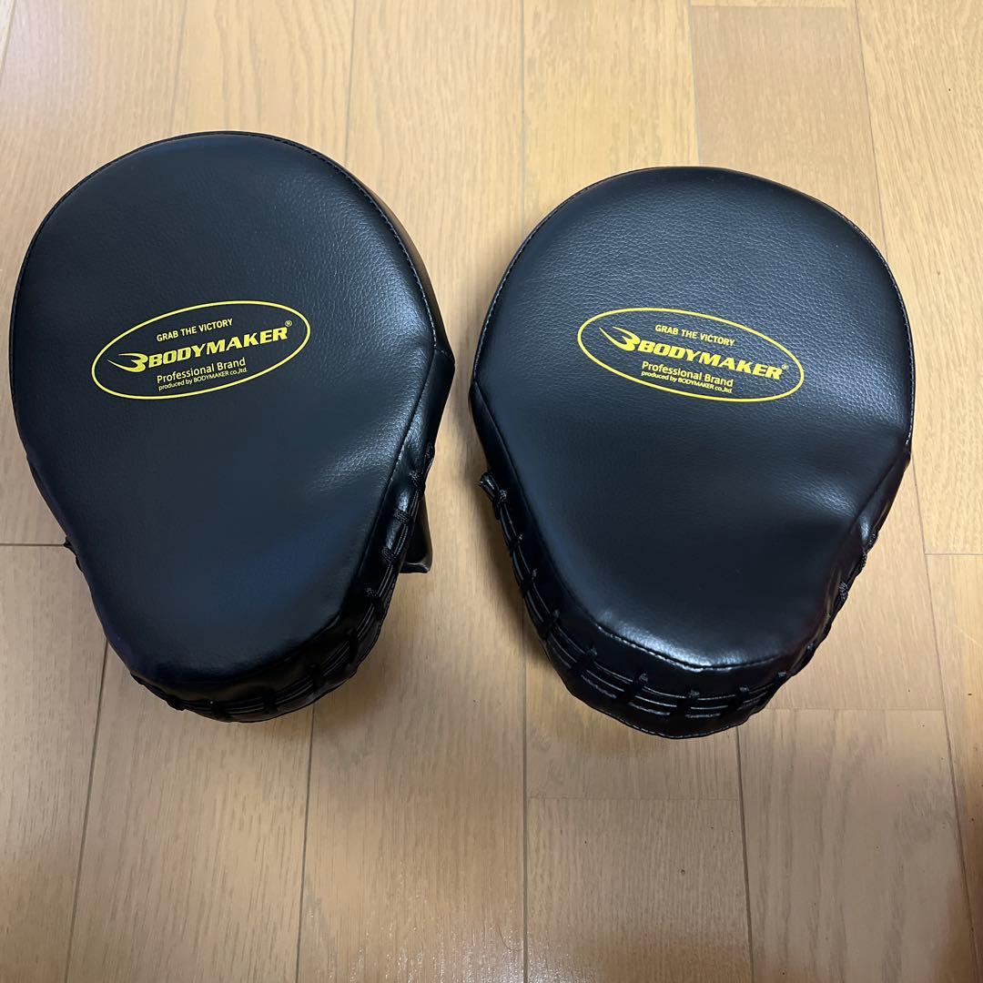 cobraキックミット　bodymakerパンチミットセット