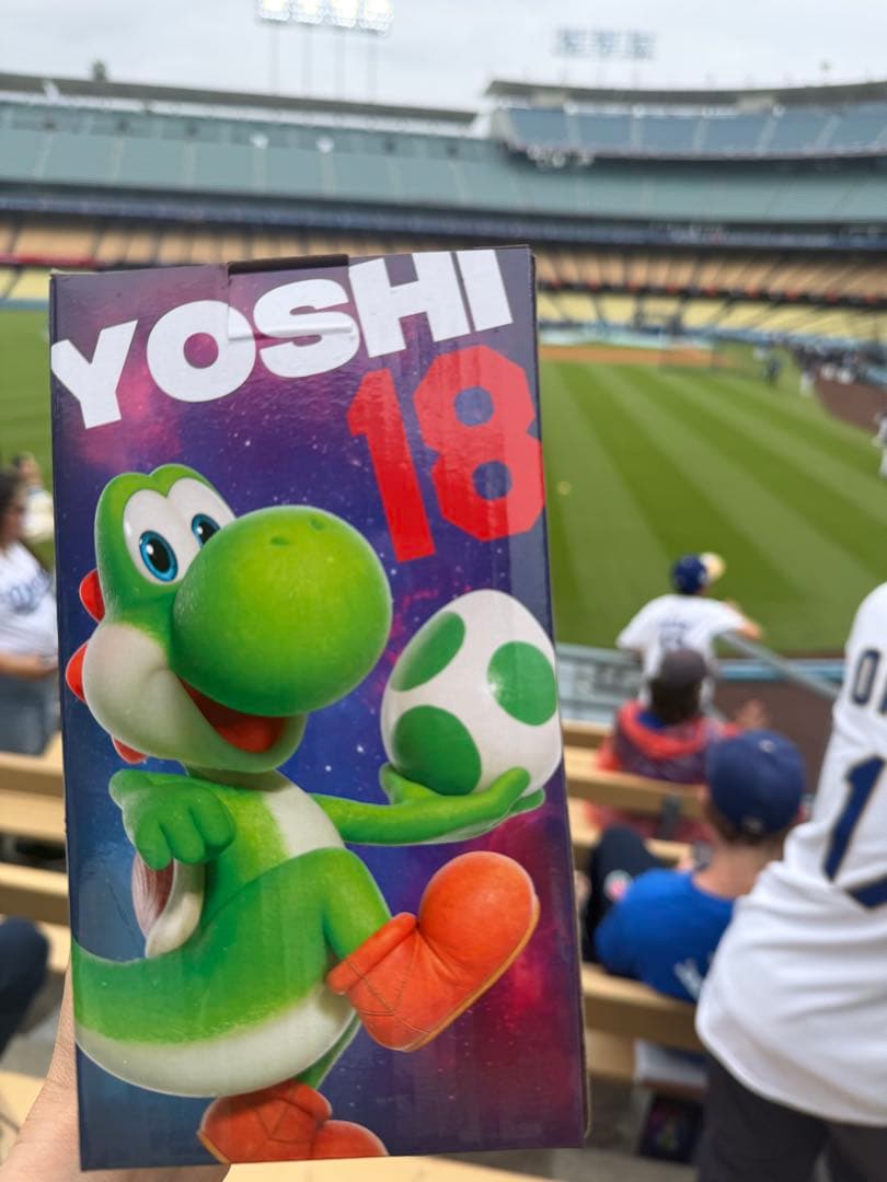ドジャース　Yoshi ×ヨッシー ボブルヘッド 山本由伸　18 おまけ付き