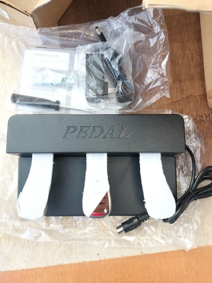 新品 電子ピアノ