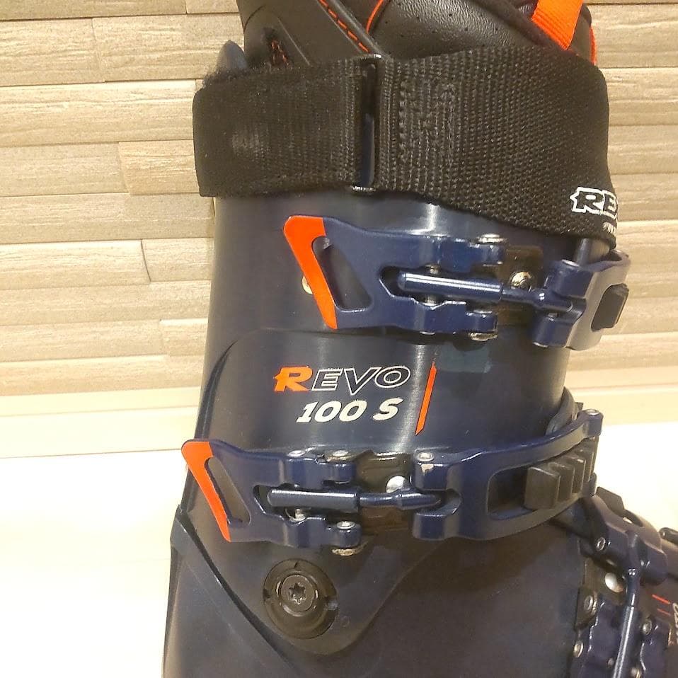 REXXAM レクザム REVO 100S 23㎝ スキーブーツ
