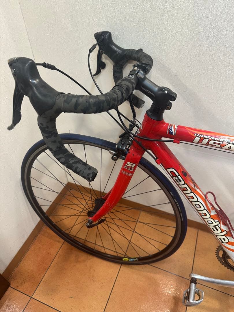 Cannondale USA ロードバイク本体、付属チューブ付き