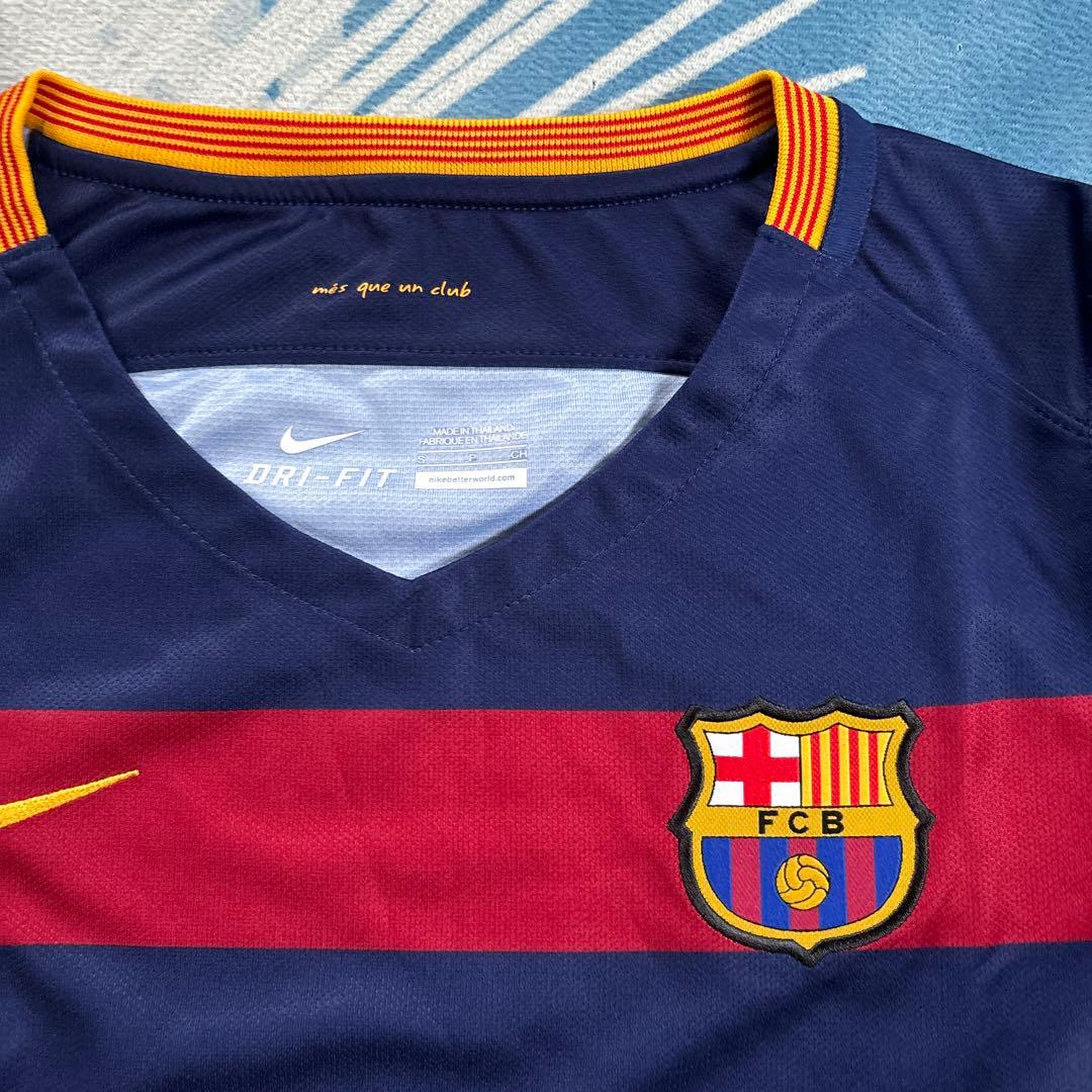 サッカー バルセロナ ユニフォーム