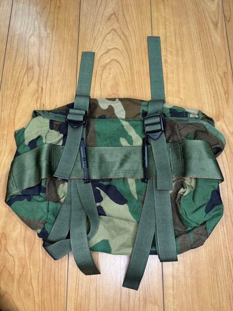 【米軍実物】極上品 MOLLEフィールドパック ブットパック 00年製