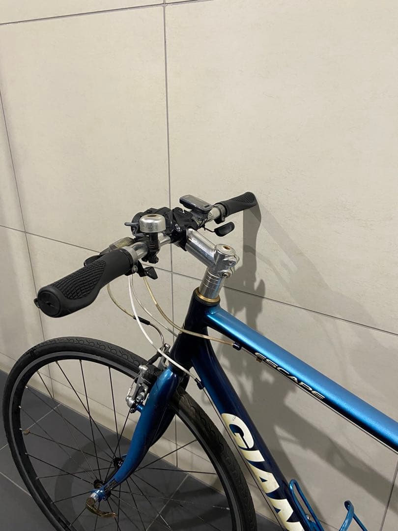 GIANT escape R3 クロスバイク　ジャイアント　エスケープrx自転車