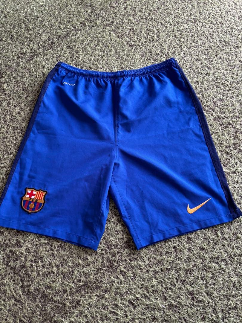 FC Barcelona ユニフォーム 上下セット 150〜160サイズ