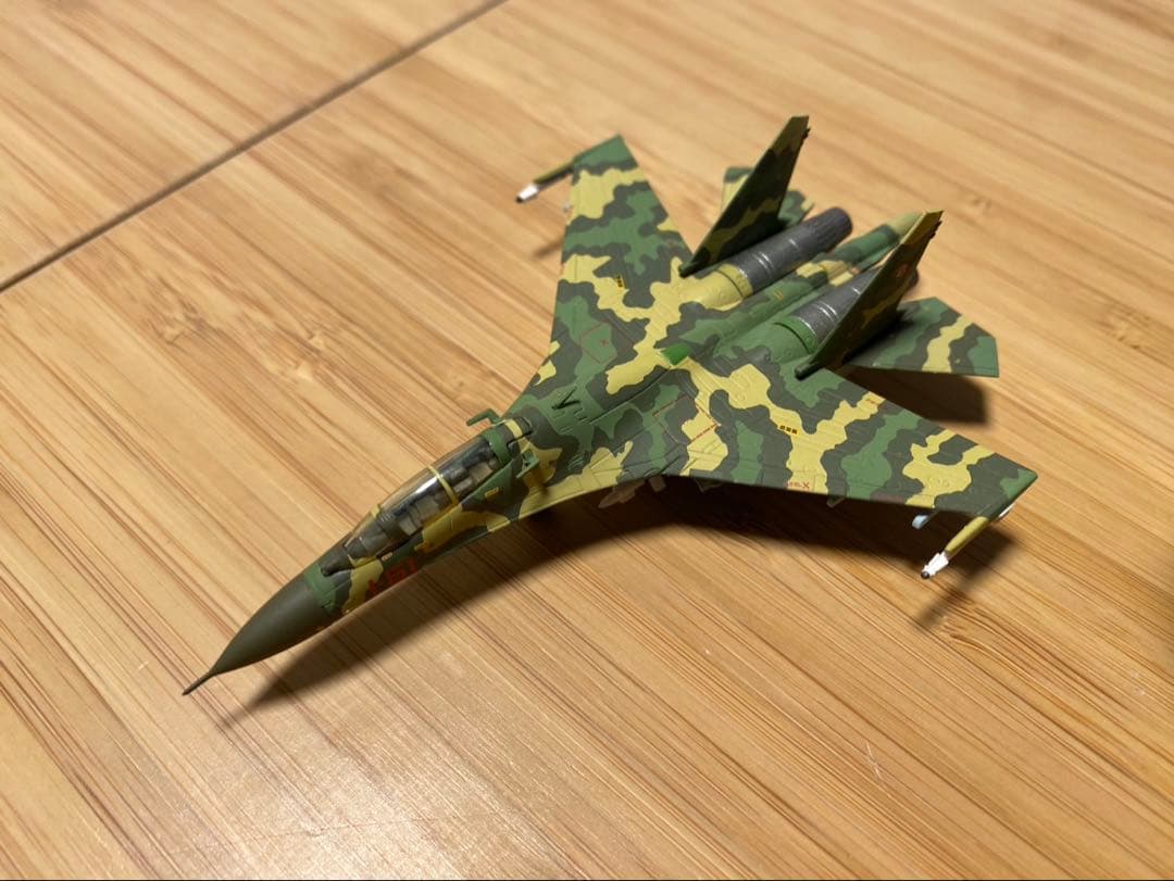 ヘルパ 1/200 Su-27UB アンゴラ空軍機 限定品