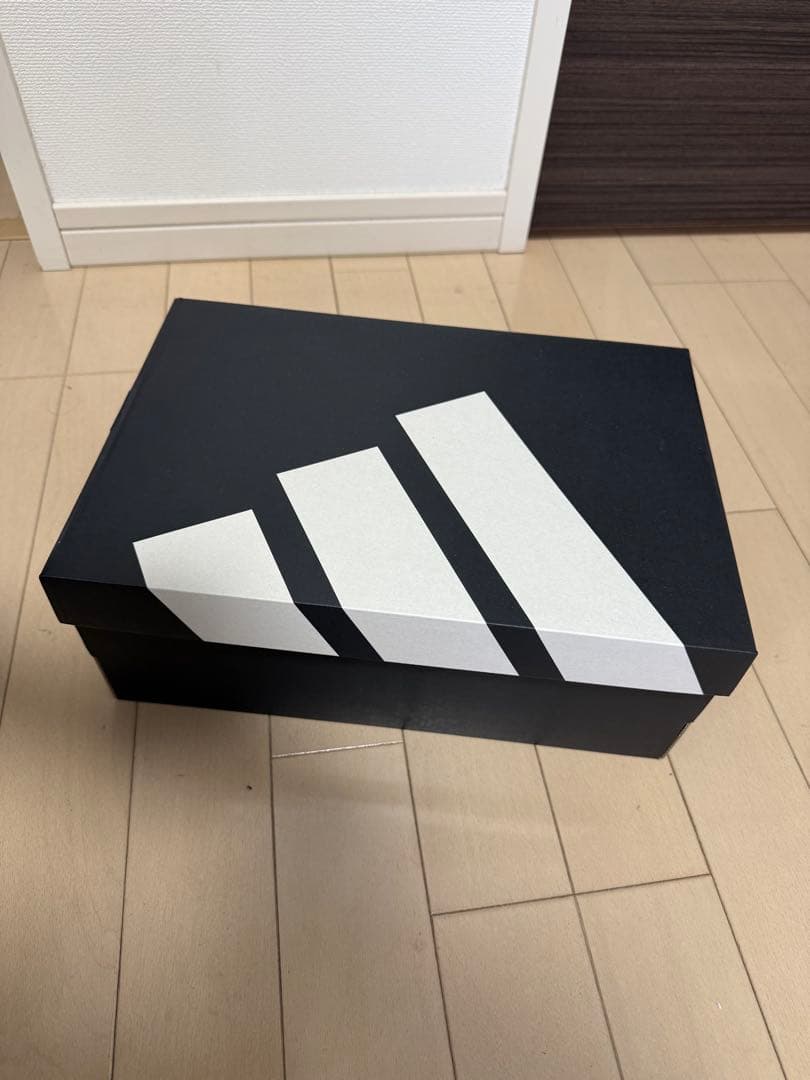 新品 adidasランニングシューズ スーパーノヴァ ライズ2ランニング24cm