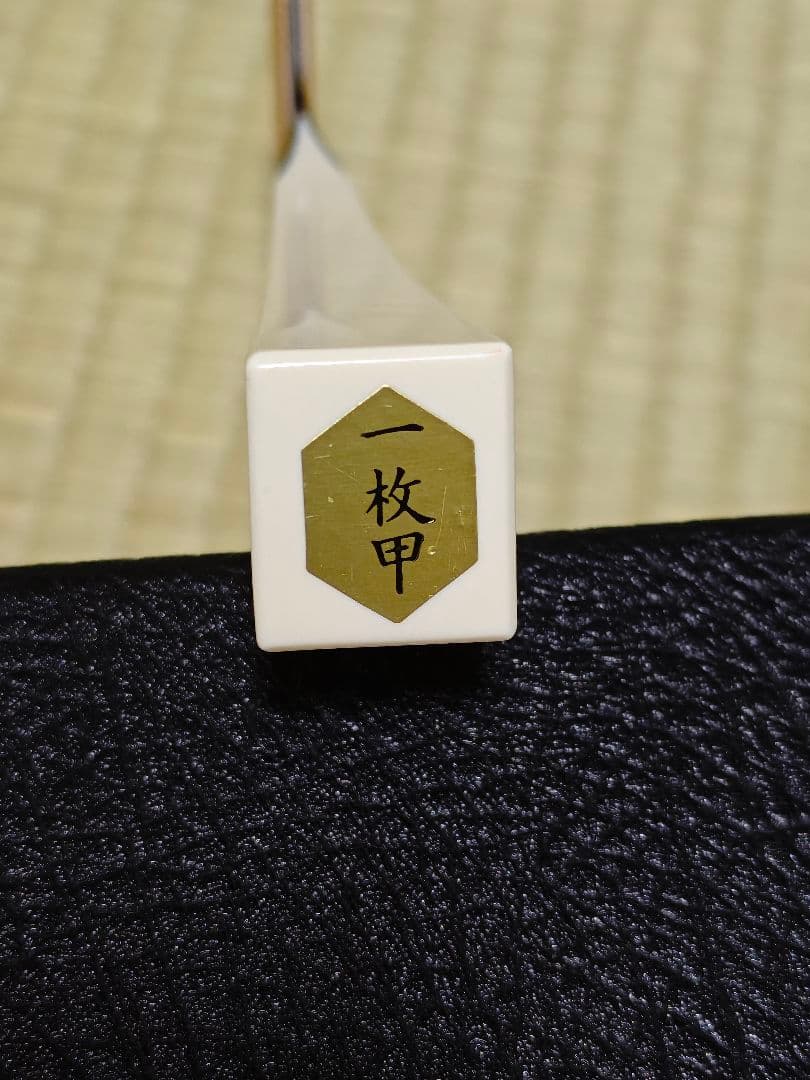 美品 津軽三味線 太棹 紅木 二本溝 べっ甲 バチ 駒 ケース 和楽器