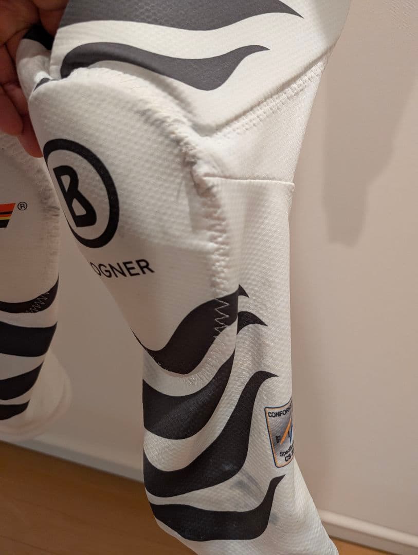 bogner ワンピース FIS対応