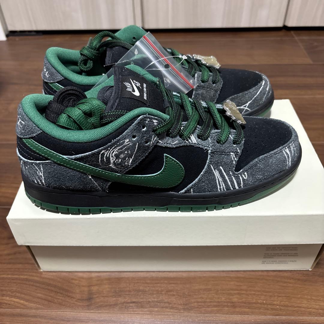 スケートボード NIKE SB DUNK